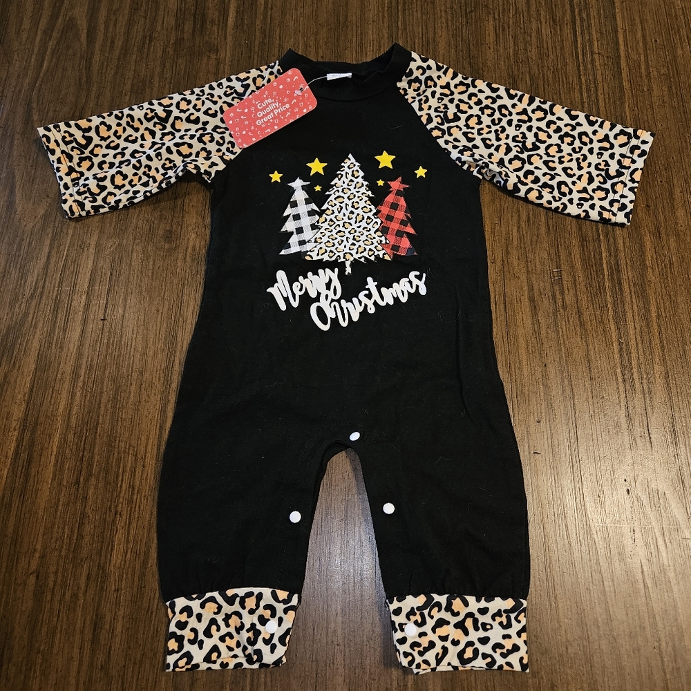 Merry Christmas Leopard Baby Size 6-9 months Romper